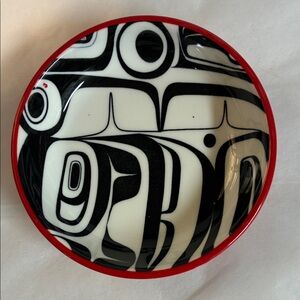 Modern Black and White Ceramic Dish with Red Rim